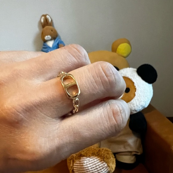 Jewelry - 18k Gold filled Ring Chain Style